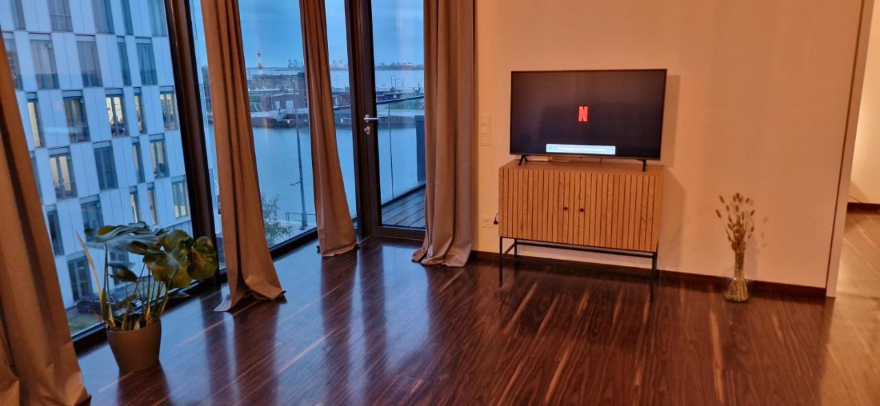 Homey Apartments Harbor Suite - Parking Two Bathrooms Netflix Sea View Μπρέμερχαφεν Εξωτερικό φωτογραφία