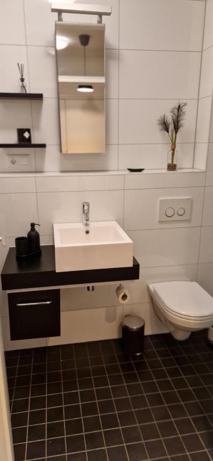Homey Apartments Harbor Suite - Parking Two Bathrooms Netflix Sea View Μπρέμερχαφεν Εξωτερικό φωτογραφία